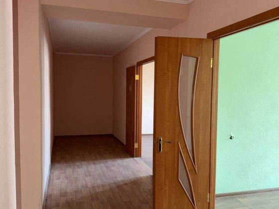 Продається простора 3-кімн. квартира БЕЗ КОМІСІЇ у районі Казбет Черкаси
