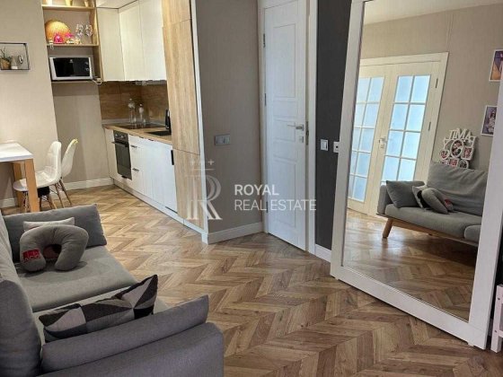 Продаж 2к квартири в ЖК “Династія”  Ремонт 56.6м2 Киев