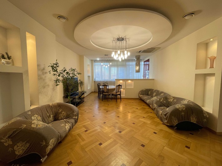 Продажа 4-х комнатной квартиры Центр - Нагорка. - фото 1