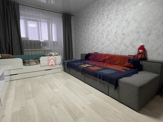 Продам 3х кв  топольЖМ 1 с ремонтом  55000$ Дніпро