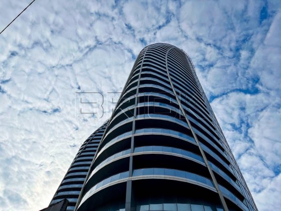 Taryan Towers, Тарьян, Іоанна Павла 12 Київ