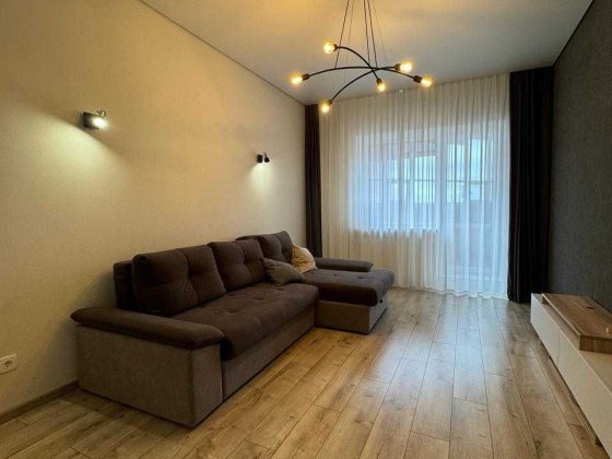Продам 4-к квартиру Тополь 1. Запорожское шоссе Дніпро