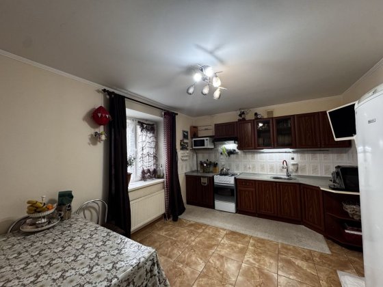 Продаж 2-к кв, 90м2 Чернігів
