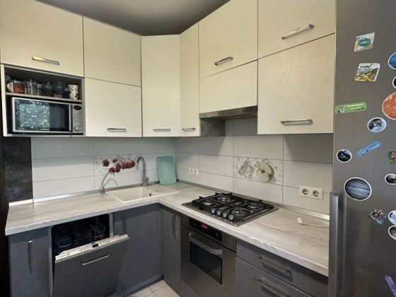Продам 2к квартиру Тополь -3 Дніпро
