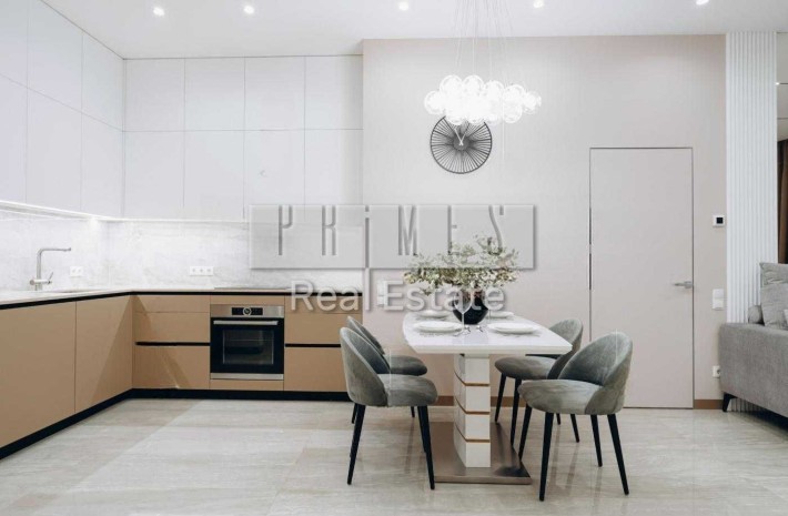Продажа 3к квартиры 85м2, ЖК Новопечерские Липки, ул. Андрея Верхогляда, 15б - фото 1
