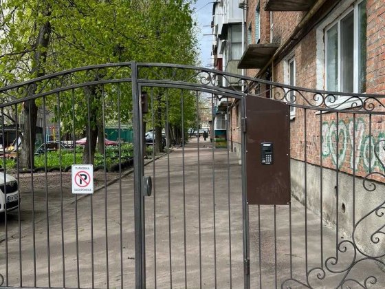 Цегляний будинок. Зручний 3-й поверх Житомир