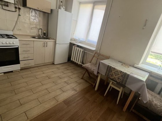 Продаж 1-к квартири (кухня-студія + спальня) в р-ні Глобала Житомир