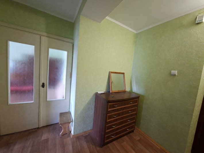 Продаж 1 кім. кв. Героїв Десантників. - фото 1