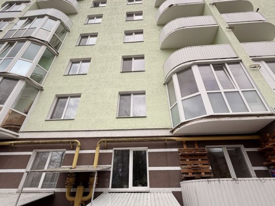 Продам 3-кімнатну квартира в новободові на Єськова Чернігів