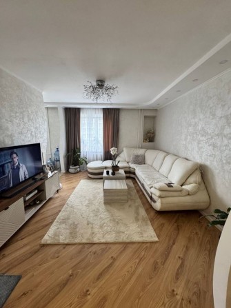 3 кімнатна Кваритра в центрі міста - фото 1