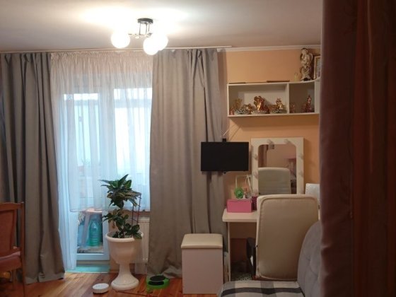 Продам 1 кім частинку пров Червоний Житомир