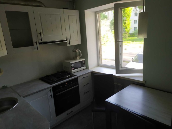 Продам 1 ком. квартиру по ул. Молодогвардейская - фото 1