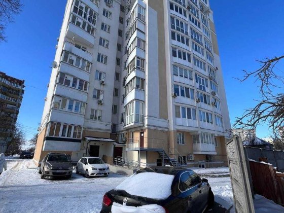 2-кімн.кв. 84 м2 в Чернігові. Центр. Автономка. Ремонт. Чернігів