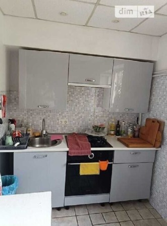 Продаётся 3 ком. кв. ул. Днепровские Пороги на Бородинском. - фото 1