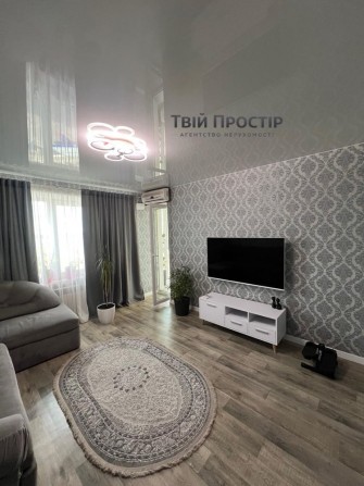 Продаж сучасної двокімнатної квартири з євроремонтом - фото 1