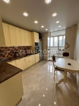 Продаж 1 кім вул Микільсько-Слобідська 8,  ЖК Русанівська Гавань - фото 1