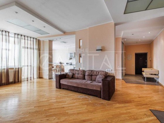 Продаж просторої квартири 135м² на Печерську, бул. Лесі Українки 7Б Київ