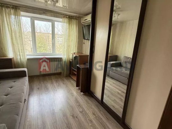 Продам 2-комн.квартиру на Калиновой (Артековская)  3/5 Днепр