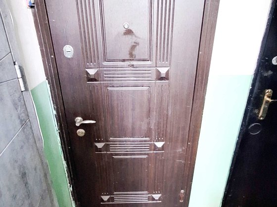 Продається 1 - кімнатна квартира, 2 поверх, р-н бул. Центрального Запорожье