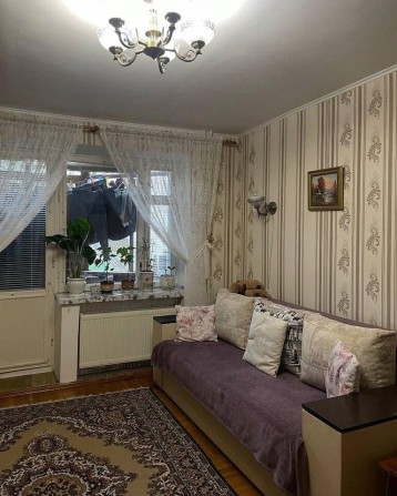 Продається 2-кімнатна чешка з капітальним ремонтом, Вишенька, проспект Космонавтів - фото 1