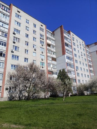 2 к. кв.Л.Лук'яненко 2 - фото 1