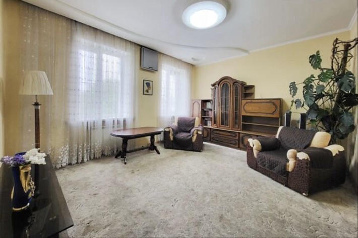 Продаж квартири в центрі Вінниці з гаражем . - фото 1