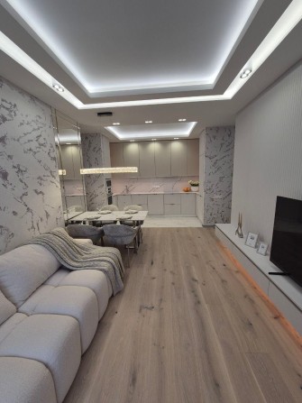 Продам 4х кім квартиру - фото 1