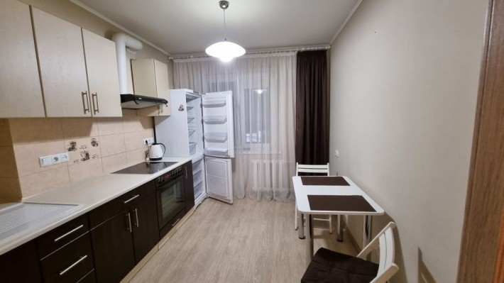 Продам квартиру на Победе-3 с ремонтом. Ваучер. - фото 1