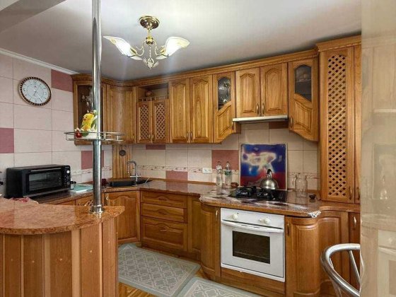 Продам 3к квартиру на Пирогова Винница