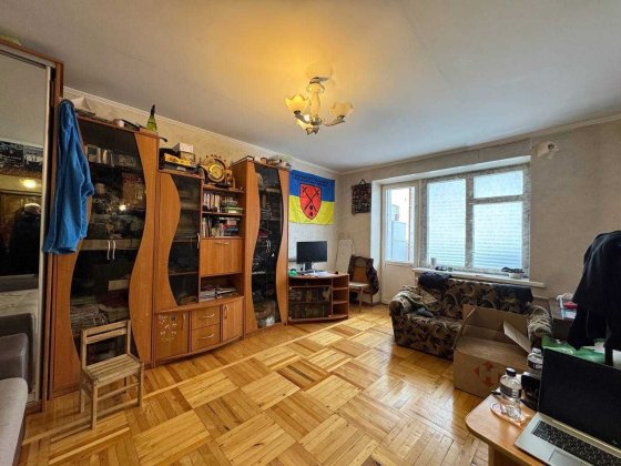 Продаж 4-кімнатної квартири — вул. Келецька Винница
