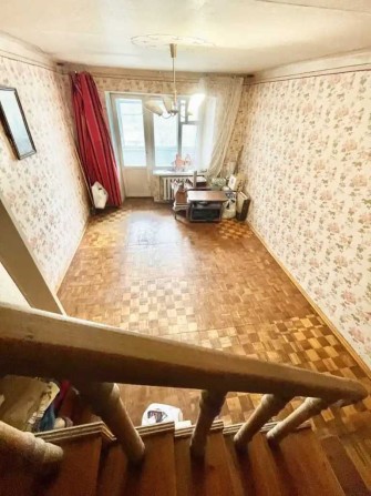Продам двухуровневую 3к квартиру низ проспекта Поля Антоновича Пушкина - фото 1