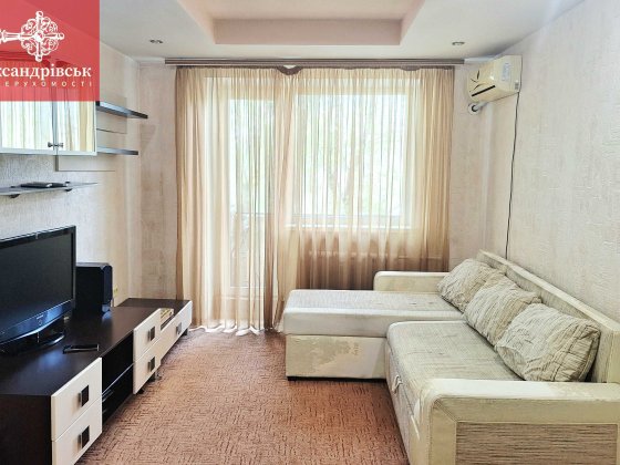 Продається 2 - кімнатна квартира, р-н бульвара Шевченка Запорожье