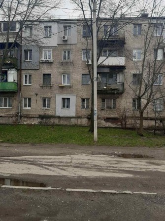 Продам 2комн квартиру Левый берег ул.Каруни 73 - фото 1