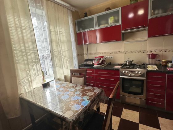 Ціну знижено! Продаж 2 к.кв., вул. Автозаводська /1й Южний/. Запорожье