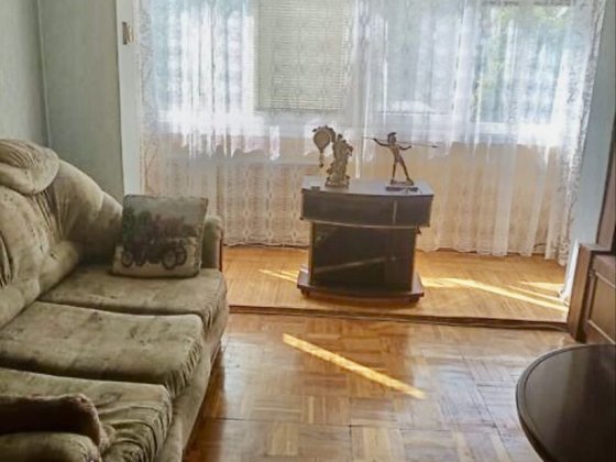 Простора 4к квартира. Бородинський мікр-н. Запорожье
