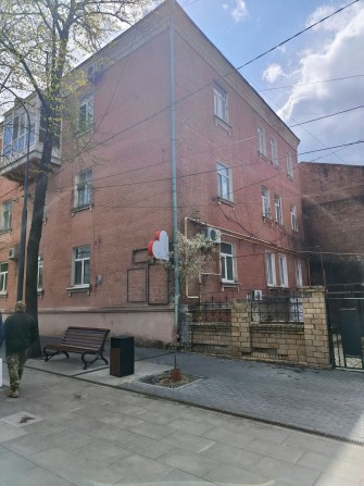 Локація супер поверх супер  трьошка продаж - фото 1