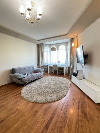 Продаж 3-кімнатної квартири з євроремонтом, Металургів - фото 1