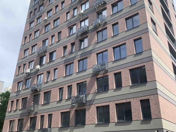 Продам квартиру в ЖК Троицкий 41,9 квадратных метров Дніпро