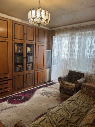 Продам 2 комнатную квартиру СЕРТИФИКАТ ж/м Красный Камень - фото 1