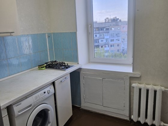 Продаю 1к квартиру в хорошем состоянии на  Типографии. Кропивницький
