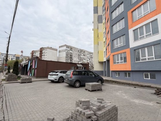 Продається 2к кв в ЖК Вернісаж Житомир