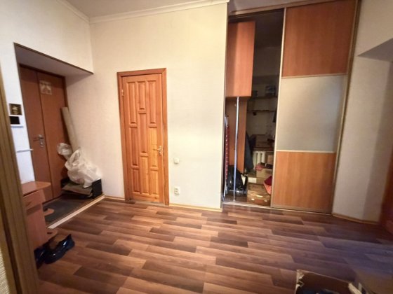 Продаж 3-х кiмнатной кв-ры в центре с подвалом Запорожье Запорожье