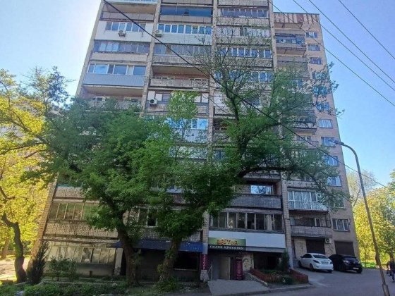 Велика 1-кімн. квартира, 4/9, р-н Парку Металургів. Без комісії! Запоріжжя