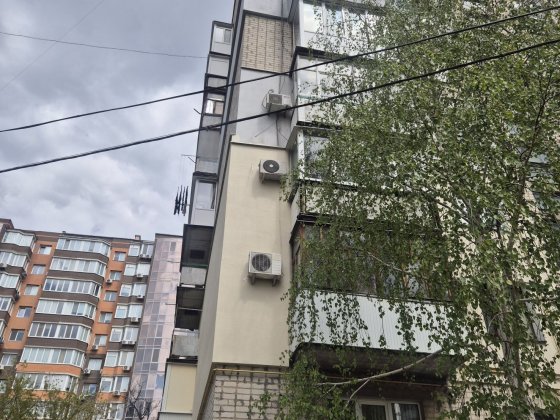 Продам 3-кімнатну квартиру на Ковалівці (вулиця Олефіренка) 5/9 поверх Кропивницкий