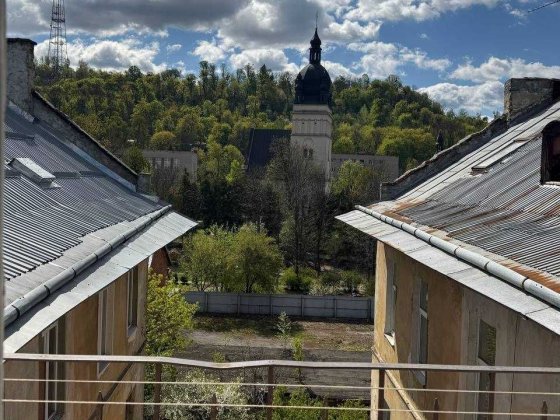 Продаж 2-кім. кв. в ближньому центрі вул. Союзу Українок (Лобачевського) Львов
