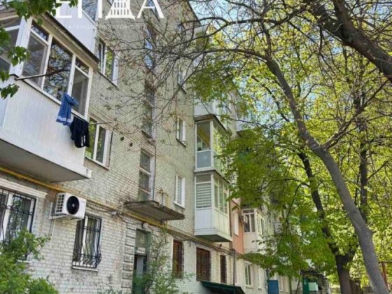 2-кімнатна квартира .Соборна 2/5 повер Кропивницький