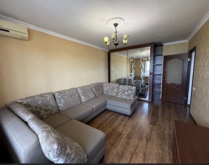 Продам 2 комн. квартиру Победа пр Героев 1Б Свечки - фото 1