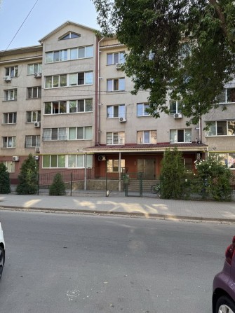 Продам 2 кімнатну квартиру у центрі Заводського району - фото 1