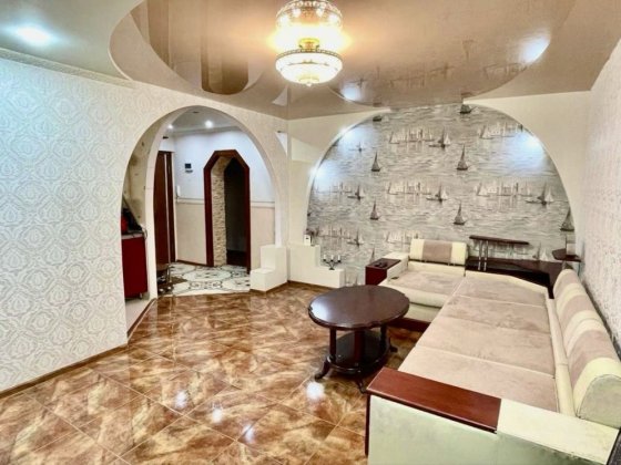 4к квартира в Дніпровському р-ні. Район Великого Лугу. Запоріжжя
