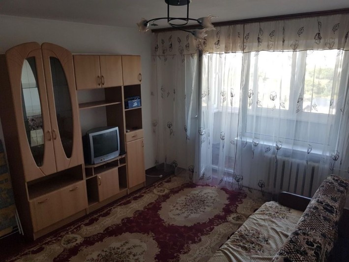 Продам 3 кімнатну квартиру поліпшеного планування - фото 1